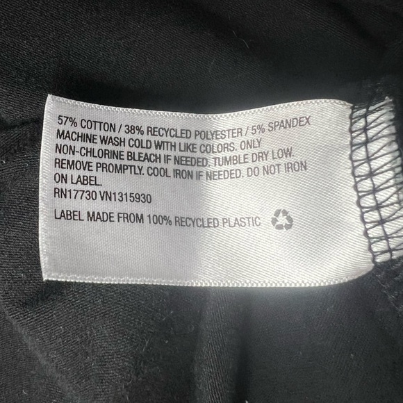 Wild Fable - Black Short Sleeve V Neck Cropped T-shirt - Picture 6 of 6